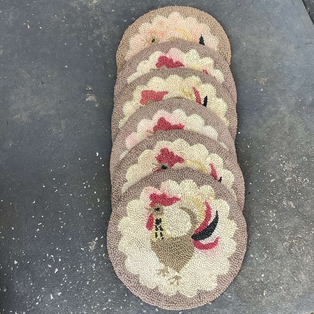 Set 6 Antique Hand Hooked Rooster🐓 Rug Chair Pads 15”